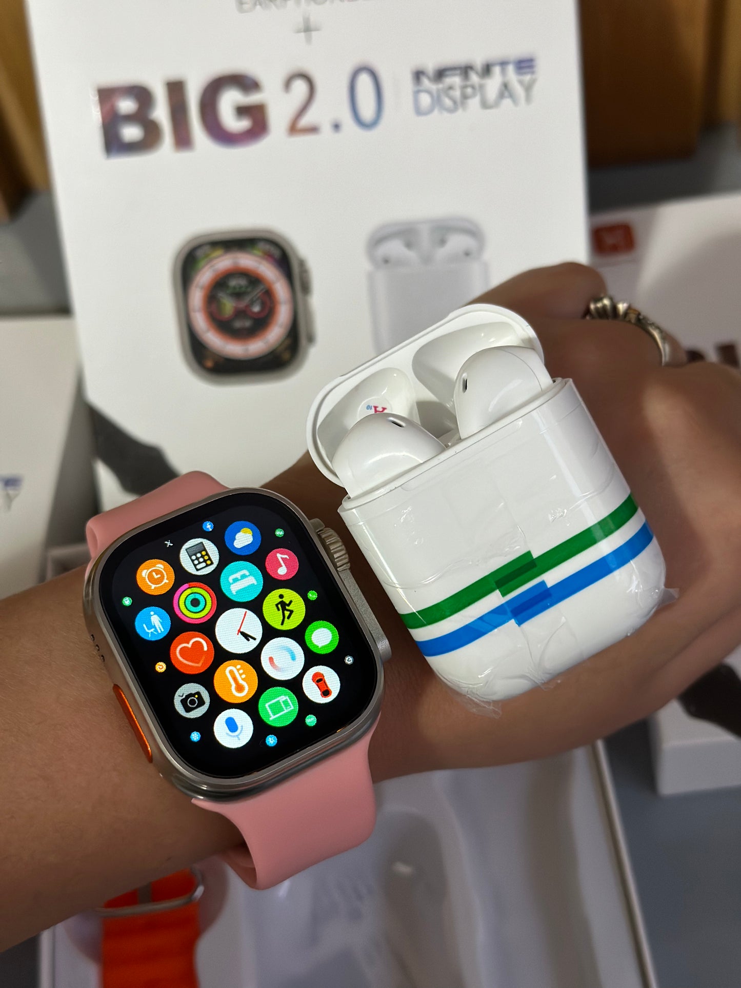 Reloj Inteligente Serie 9 y Audífonos Inalámbricos